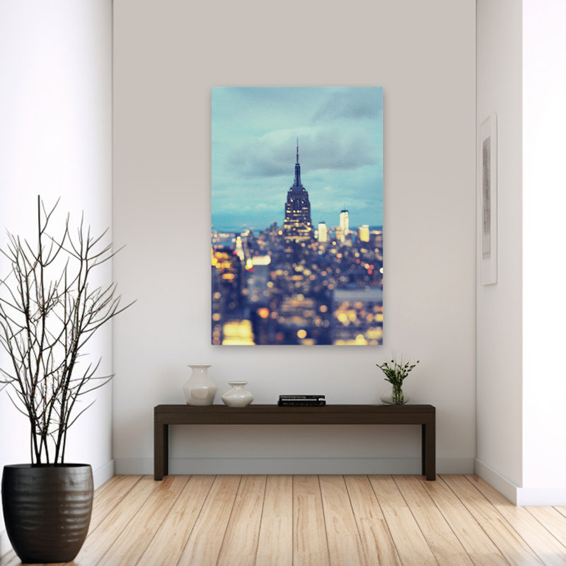 Photographie de paysage urbain contemporain The Empire, H 60 po x l 40 po
