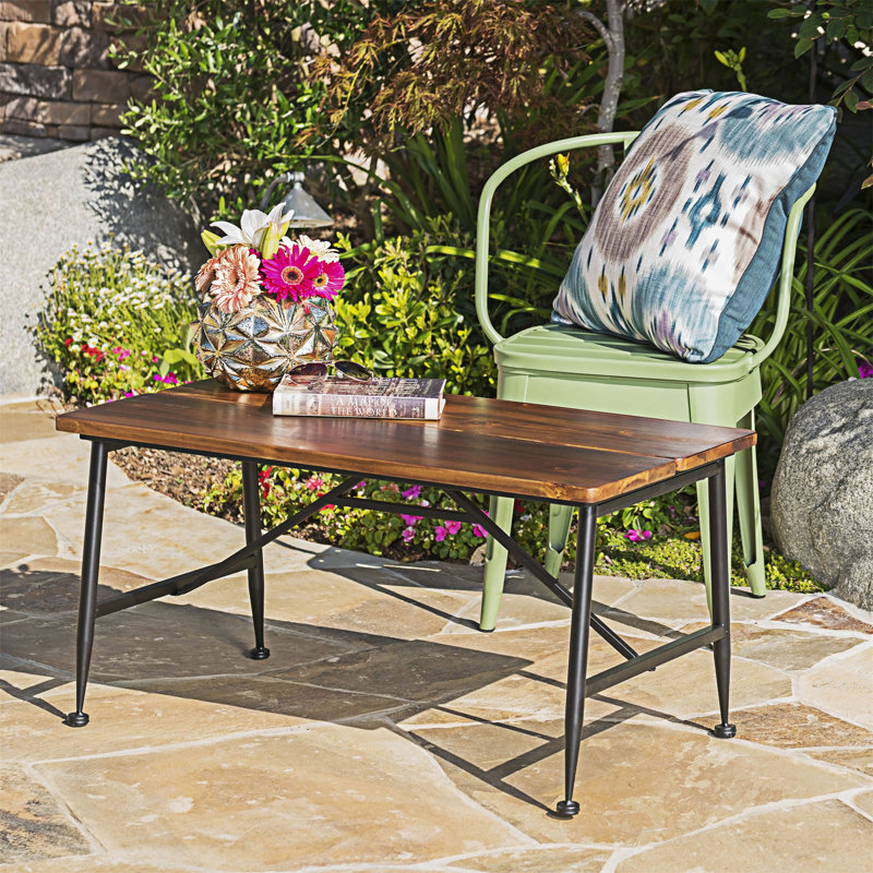 Table basse d'extérieur