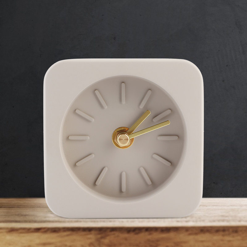 Horloge de bureau carrée simple en ciment GEEKCOOK pour bureau, maison, salon, décoration intérieure - Brun