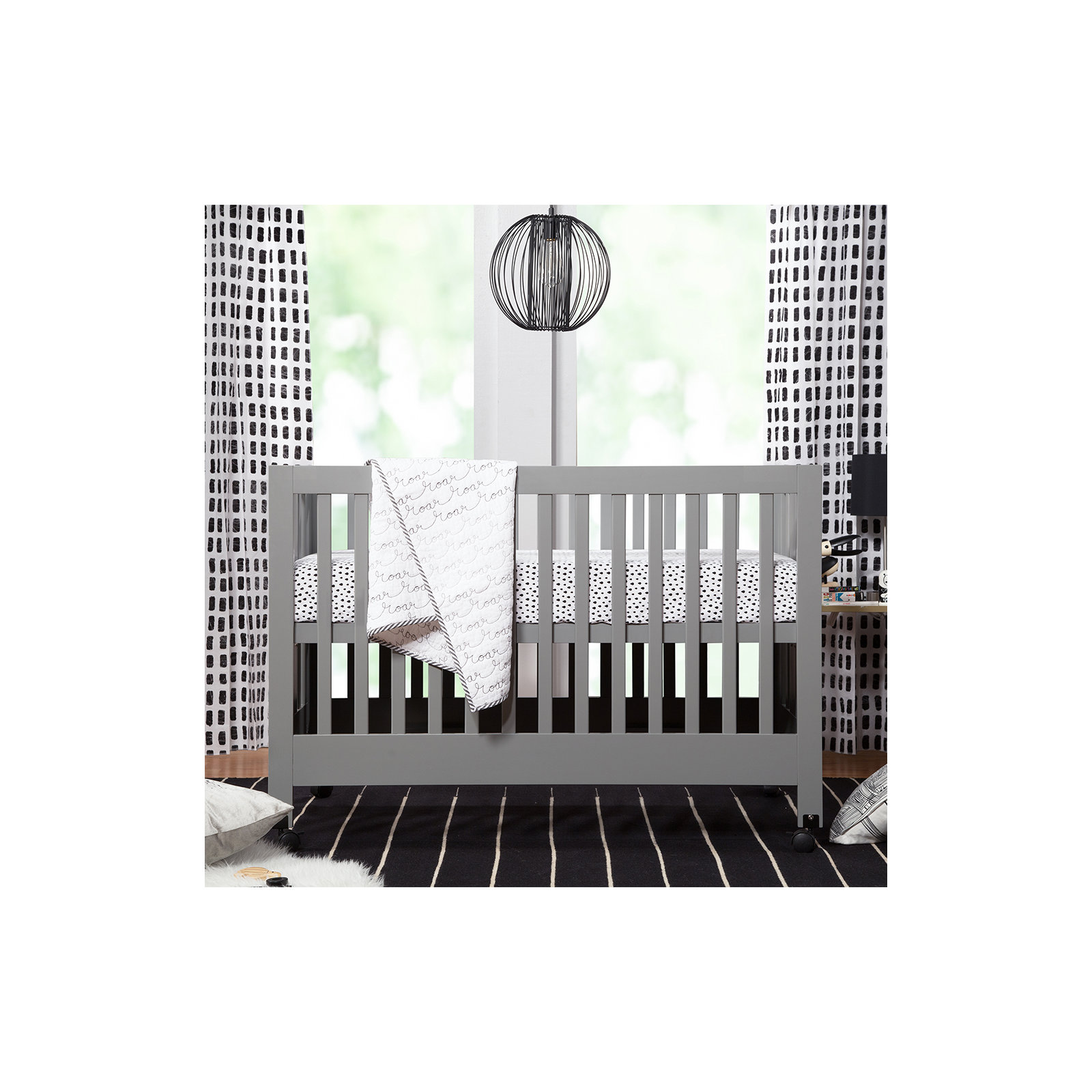 Maki 2-in-1 Convertible Portable Crib, Gray