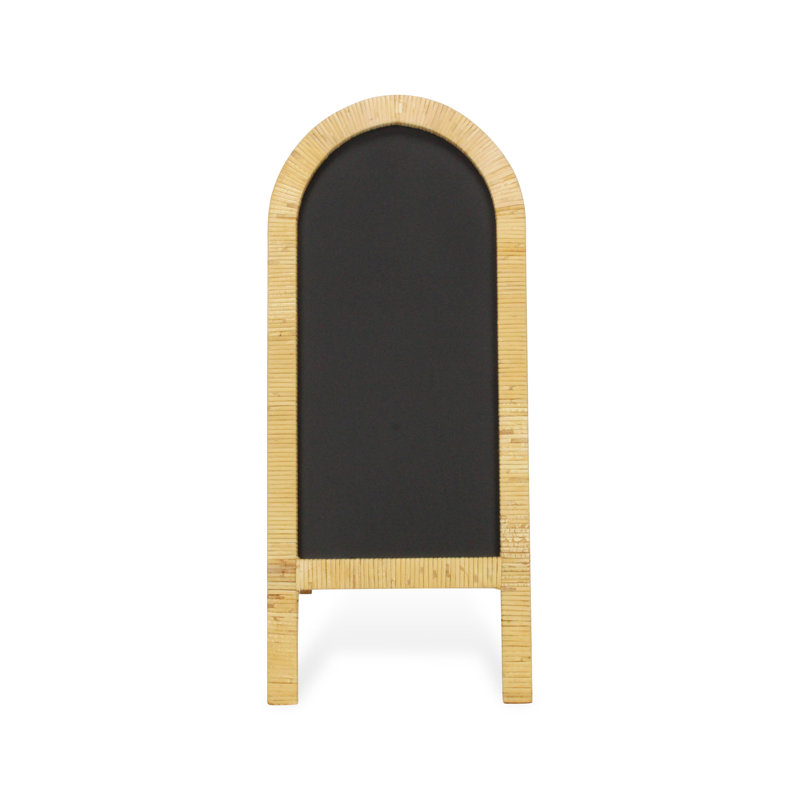 Tableau noir courbé debout enveloppé de rotin, H 32 po x l 13,5 po