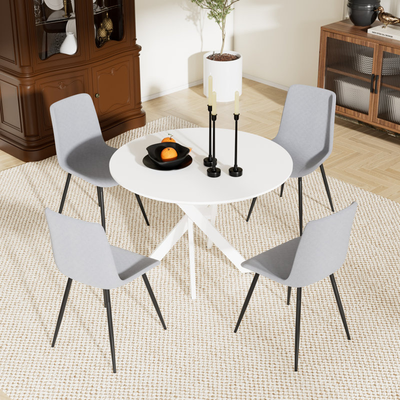Table de cuisine et 4 chaises, Blanc, H 30 po x L 36 po x l 36 po