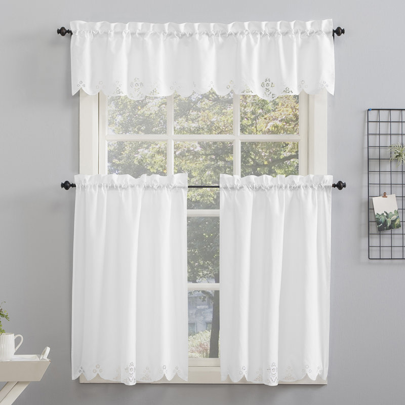 Mariela Floral Tailored 58" Kitchen Curtain in White, 58" W x 36" L