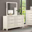 Commode blanche antique avec miroir