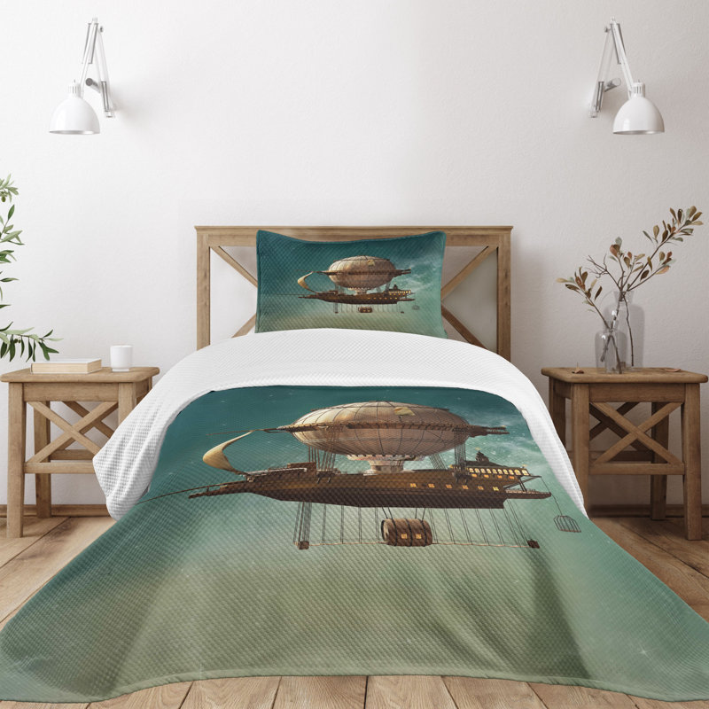 Twin White Quilted Bedspread Set with Airship Design