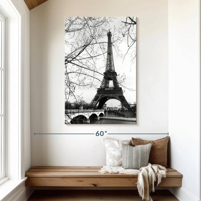 Tour Eiffel le long de la seine, H 48 po x l 32 po