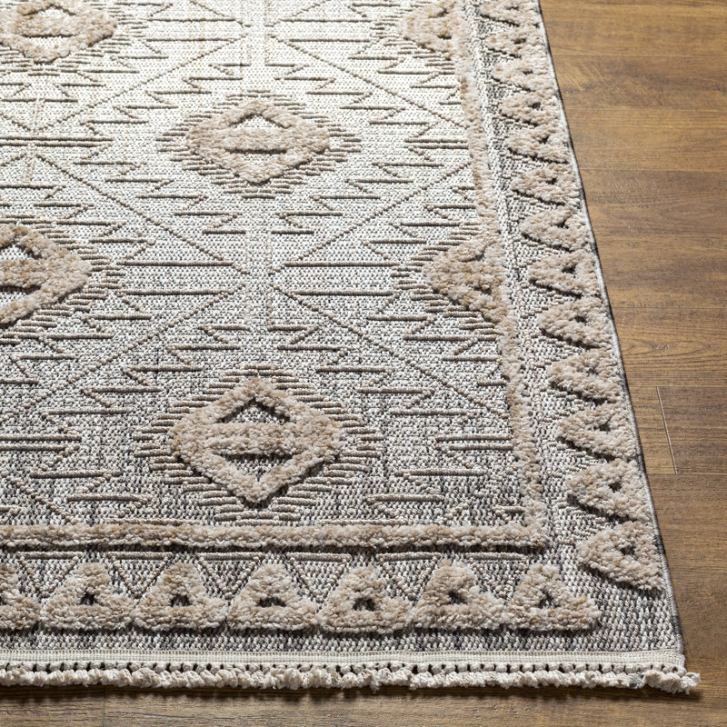 Howden Moroccab Gray/Biege Area Rug, Rectangle 6'7" x 9'