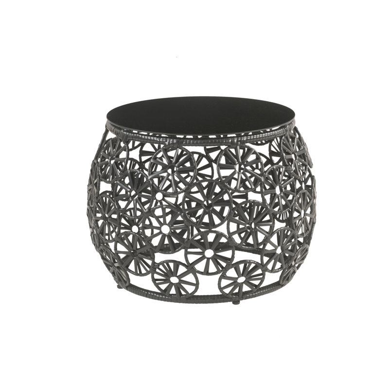 Table d'extérieur en métal noir