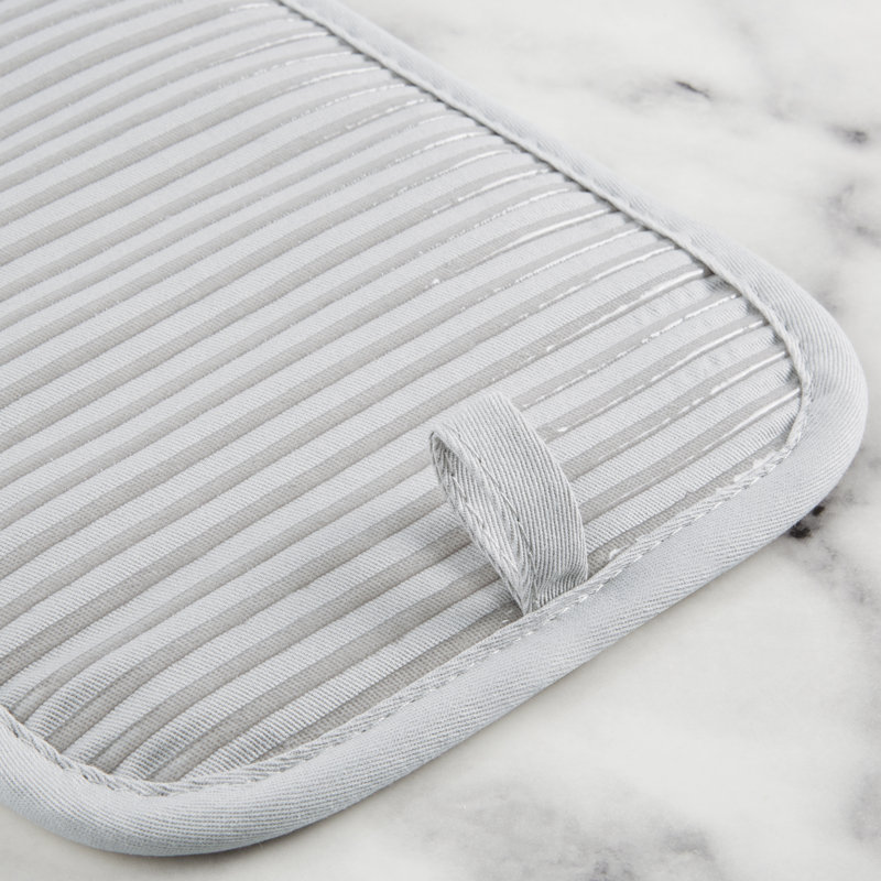 KitchenAid Onion Quilt Kitchen Towel, Oven Mitt & Potholder Set 4-Pack, Matte Gray