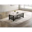 Table basse moderne et contemporaine avec plateau en faux marbre, pieds en noyer antique et tablette de rangement ouverte pour le salon-133526229
