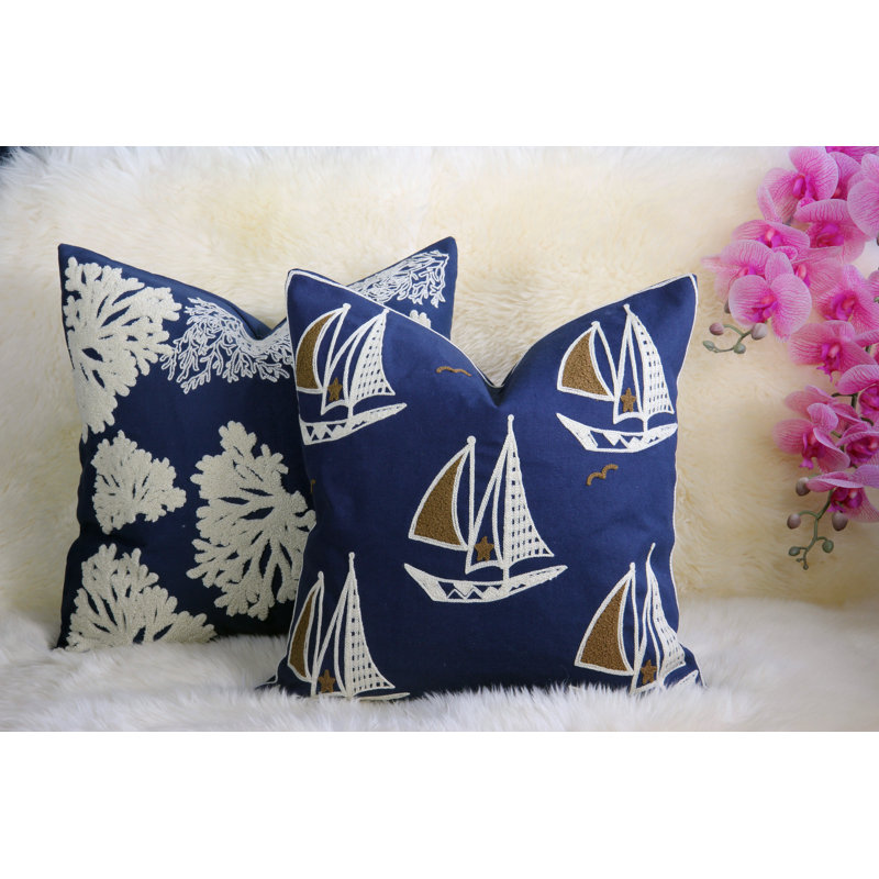 Housse de coussin en coton brodé Harmon