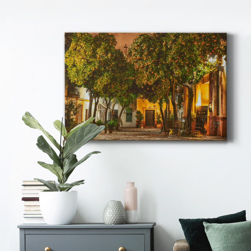 Night In Seville - Photographie sur toile tendue, H 60 po x l 40 po x P 1 po