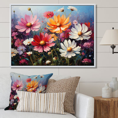 " Multicolor Crimson Floweret Petals Unveiled "