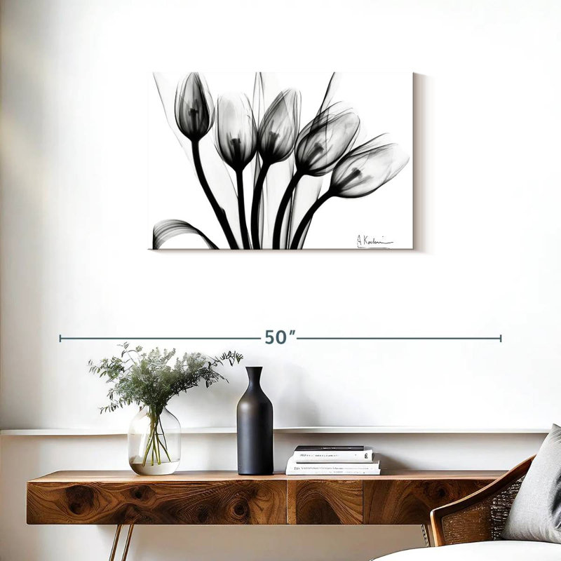 Harnek Marching Tulips, 20" H x 30" W