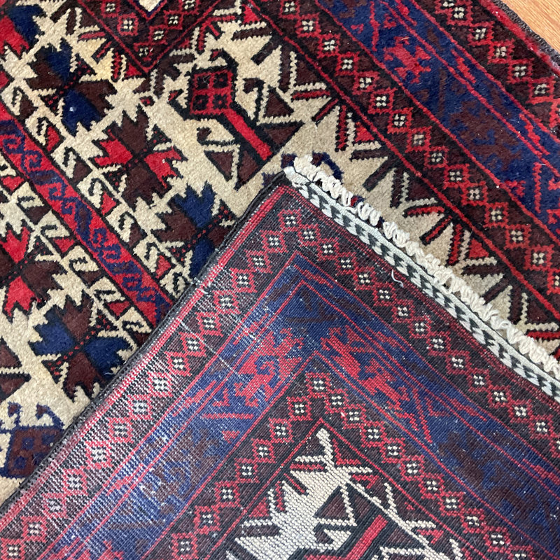 Tapis de zone en laine rouge/noir 2 pi 9 po x 4 pi 6 po one-of-kind-noué la main Prentice