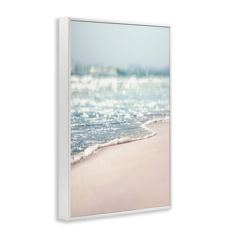«California Summer Waves», estampe numérique par Nataly White, Estampe numérique encadrée blanc bord de mer