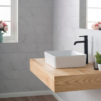 Lavabo de salle de bain vasque rectangulaire en céramique avec robinet