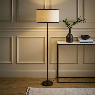Hensius 150cm Traditional Floor Lamp