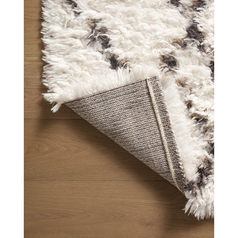 Ivory and Bark Geometric Synthetic Area Rug, 3'-11" x 5'-6"