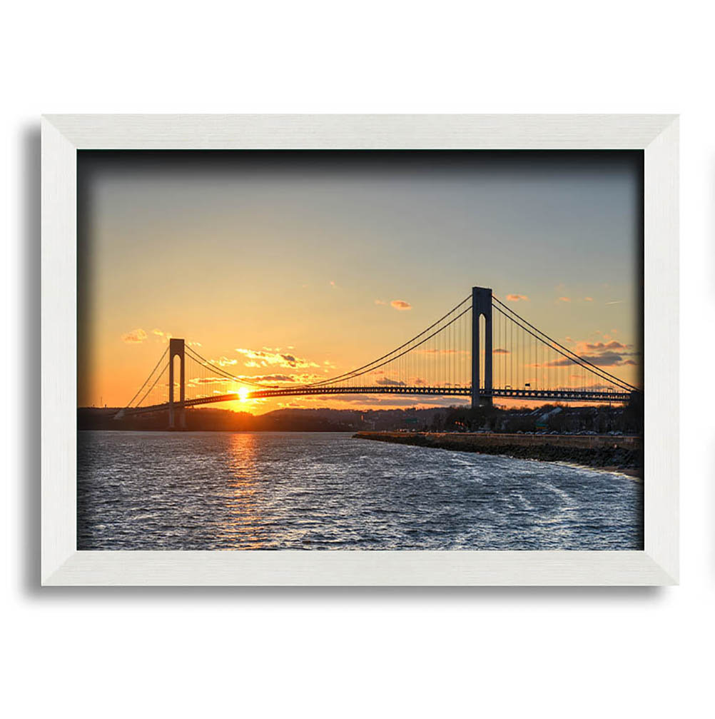 Gerahmter Fotodruck mit Blick auf die Brücke über dem Meer