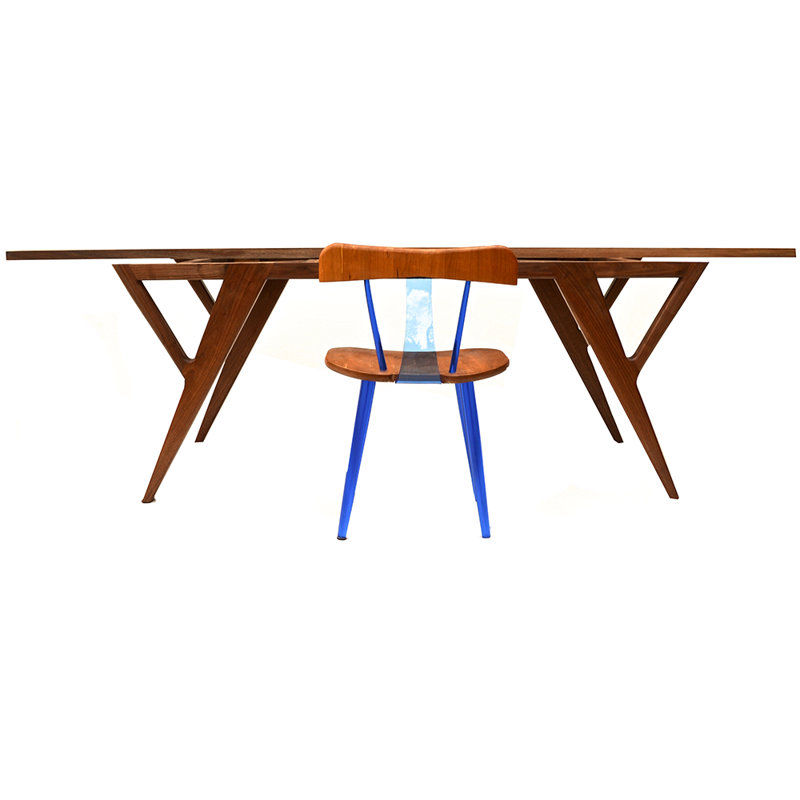 Sedute Solid Wood Dining Table, Wanut