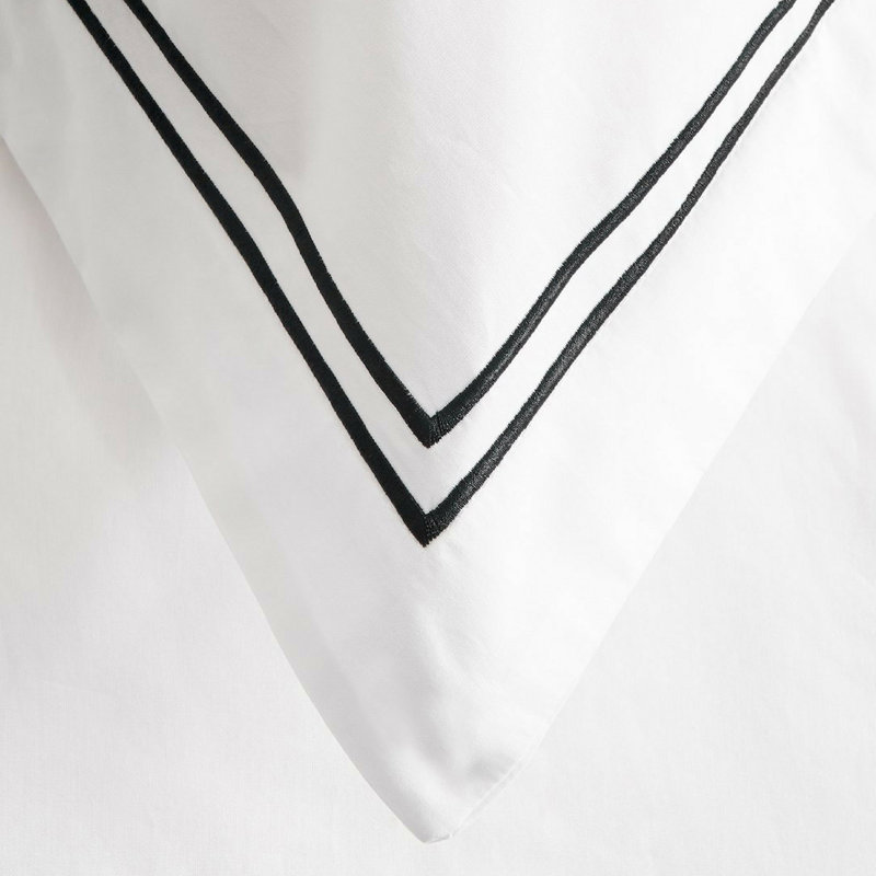Ensemble de housse de couette en coton Ella Jayne avec coutures en satin 3 pièces, blanc avec coutures en satin blanc, Noir