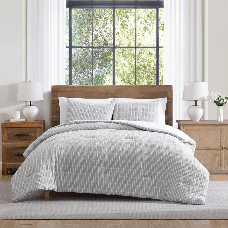 Ivy 3-Piece Grey Puckered Seersucker Cotton Comforter Set, King Comforter + 2 King Shams, Gray