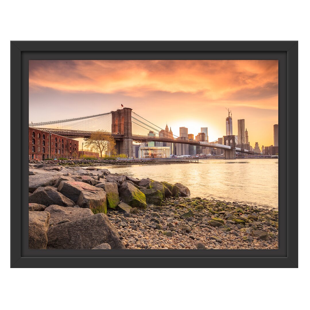 Gerahmtes Wandbild Brooklyn Bridge Sonnenuntergang