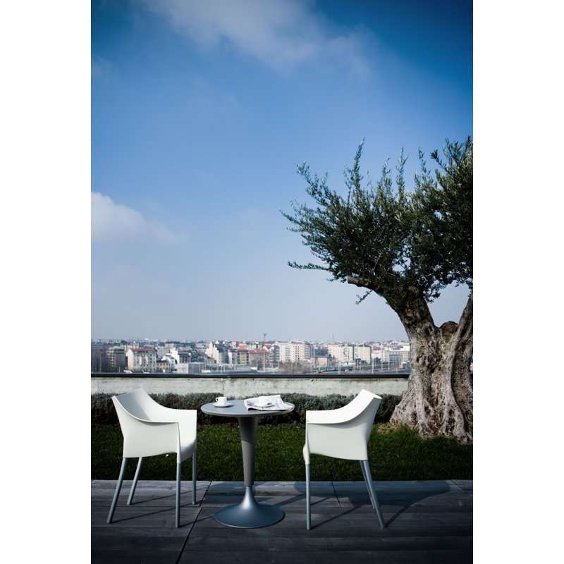 Dr. No Armchair, White