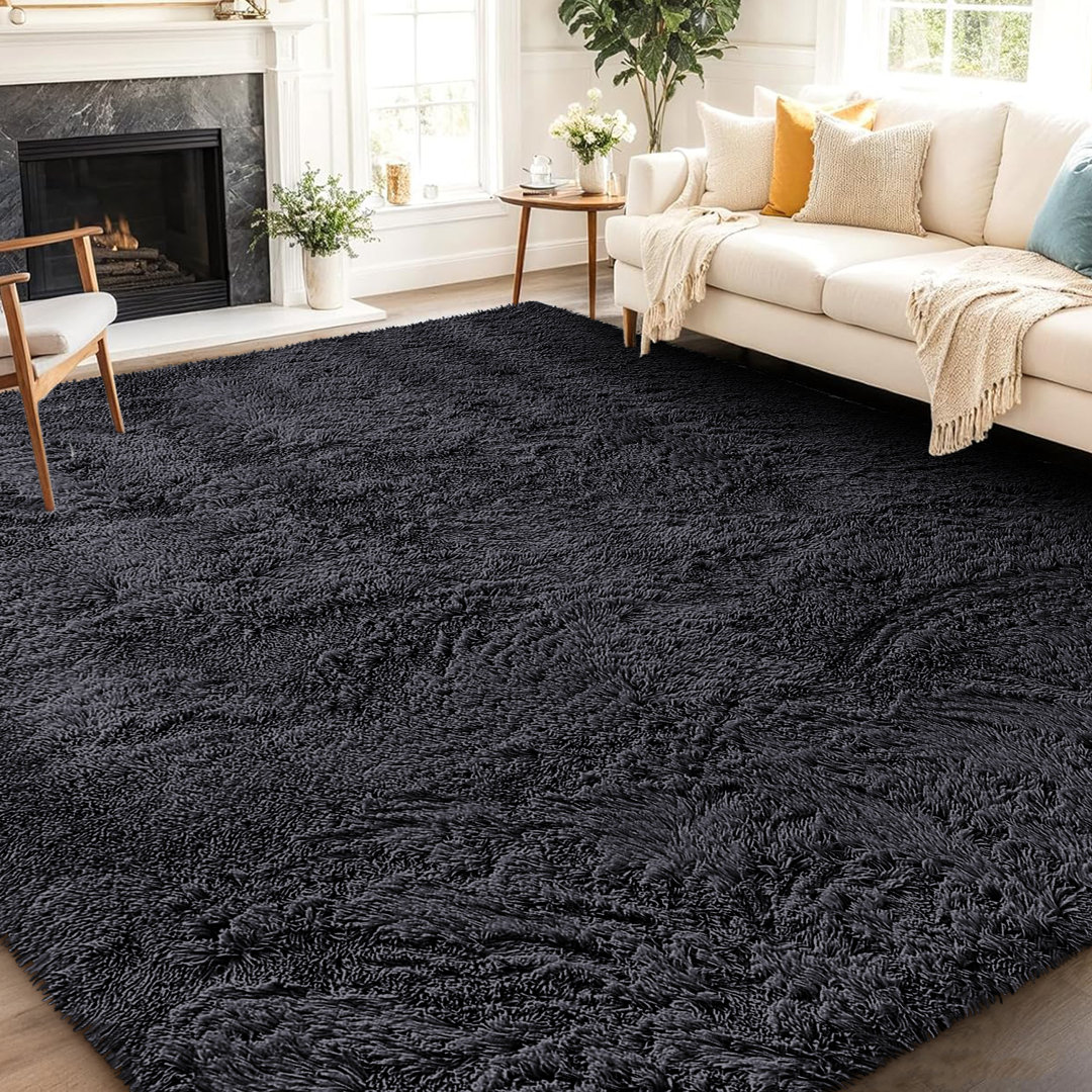 Machine Tufted Shag Area Rug