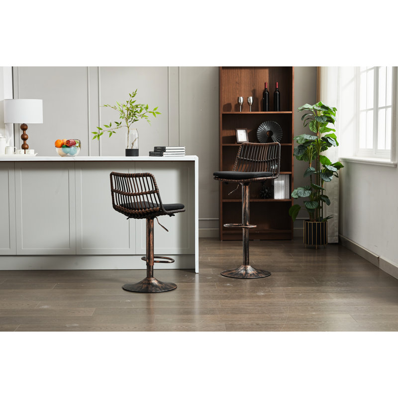 2 tabourets de bar, chaise pivotante à hauteur de comptoir pivotante à 360 ° avec repose-pieds, réglable de 34,03 po à 42,91 po, design pour la cuisine et la salle à manger, base, noir, tabourets d'une capacité de 250 lb, look