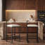 Chaises d'appoint en simili cuir beige doux, ensemble de 2 tabourets de bar pour îlot de cuisine ou comptoir, structure en métal moderne