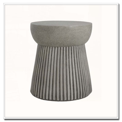 Table d'appoint d'extérieur en béton léger