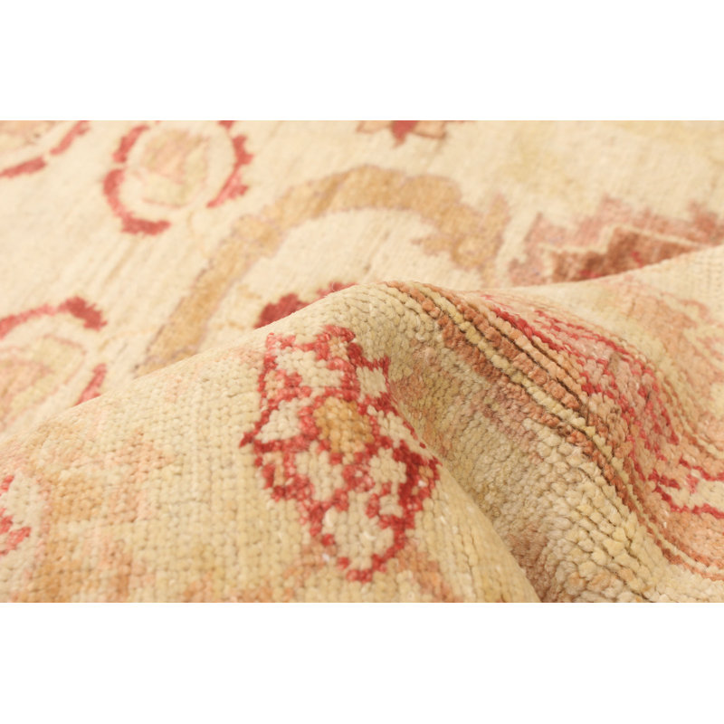 Tapis crème Chobi Finest 4 pi 1 po x 6 pi 4 po