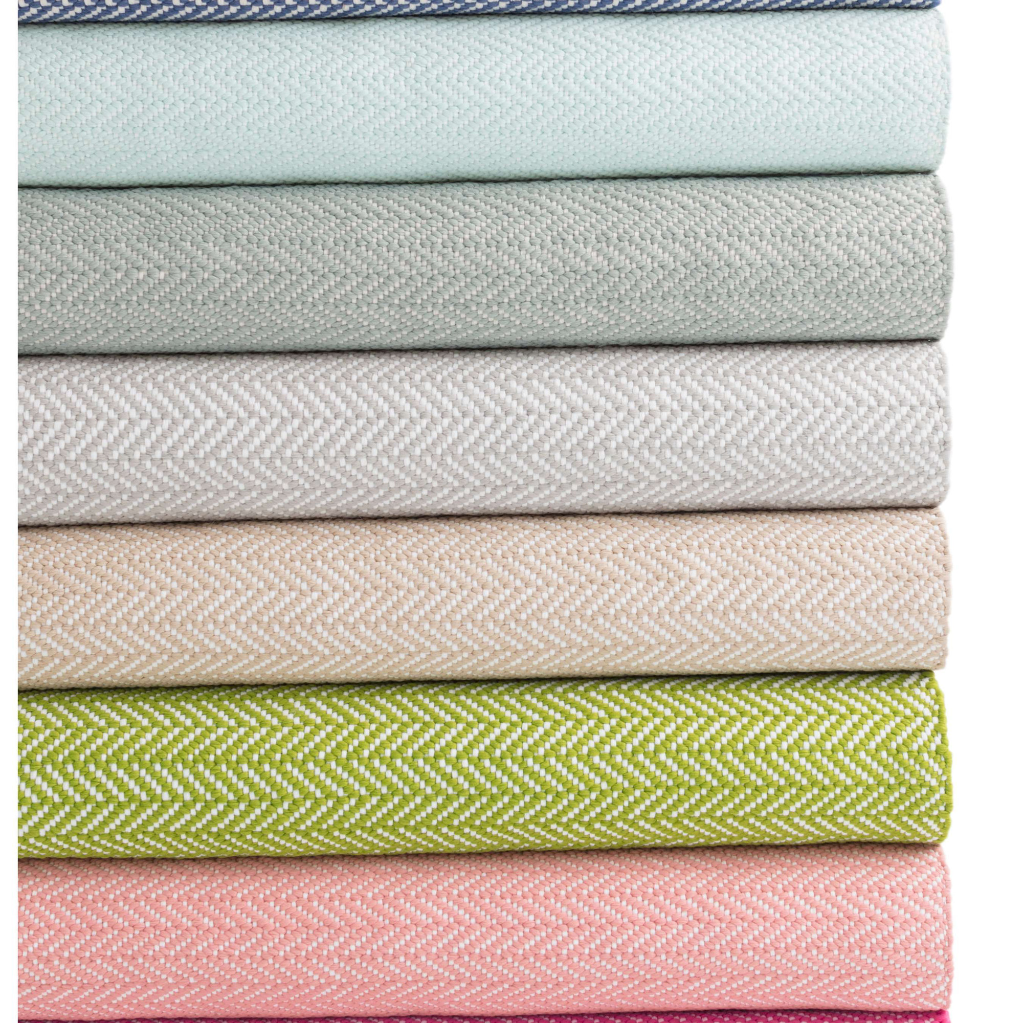 Herringbone Linen/White Handwoven Indoor/Outdoor Rug, Runner 2'6" x 18'
