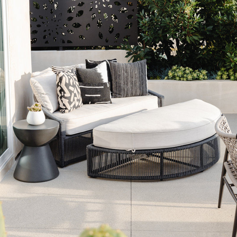 Flula Outdoor Round Side Table
