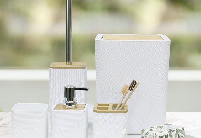 Bathroom accessory sets 