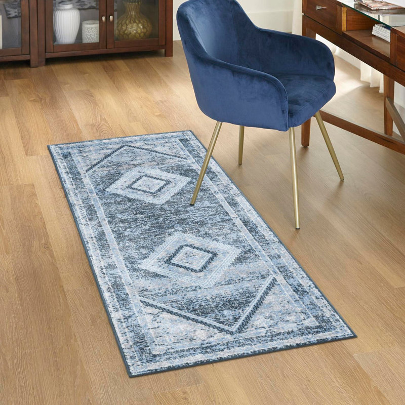 Massie Oriental Indoor Rug, Runner 2' x 8'