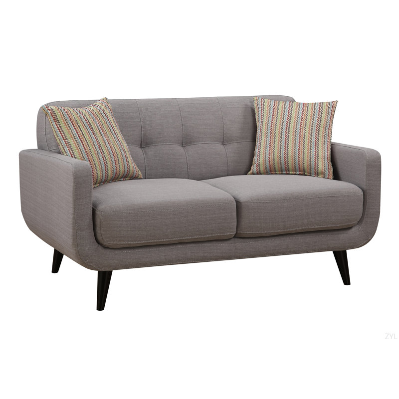 Canapé deux places, mélange de polyester avec structure matelassée, pieds en bois massif, rembourrage en mousse haute densité et 2 coussins décoratifs
