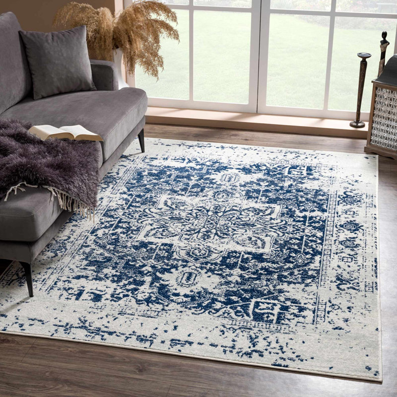 Tapis oriental en polypropylène tissé à la machine Jeorgina, Tapis de couloir 2 pi 7 po x 7 pi 3 po