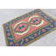 Kilim turc fabriqué à la main avec un design géométrique offrant une esthétique rétro pour un décor bohème