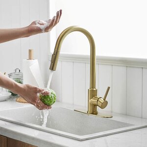 Pull Down Touch Single Handle Kitchen Faucet with Accessories