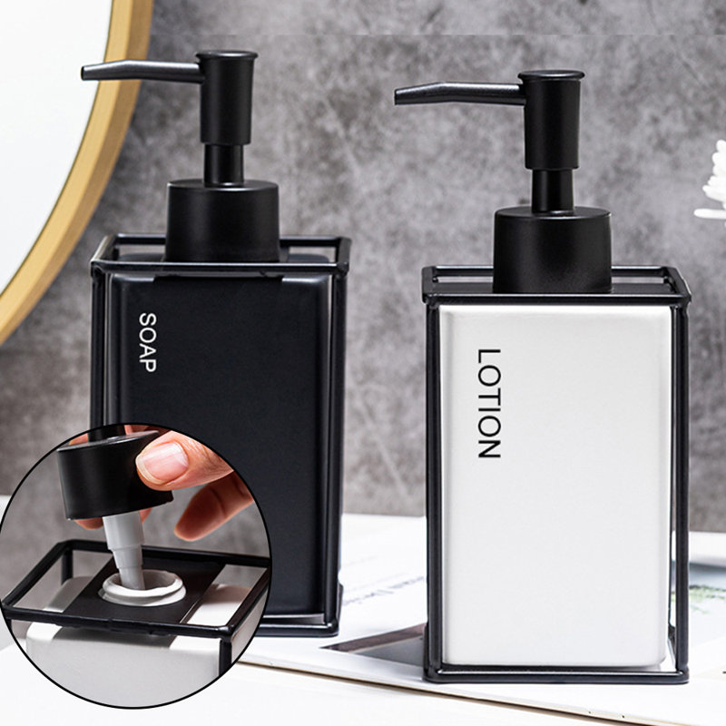 Distributeur de savon pour salle de bain