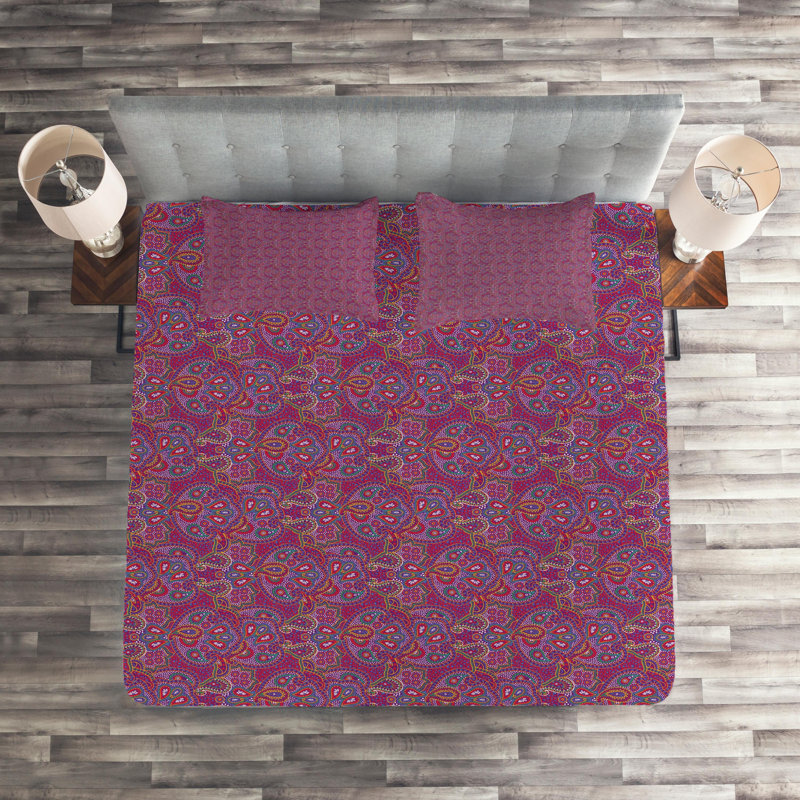Hippie Traditional Polyester Paisley Coverlet, King Bedspread + 2 Shams