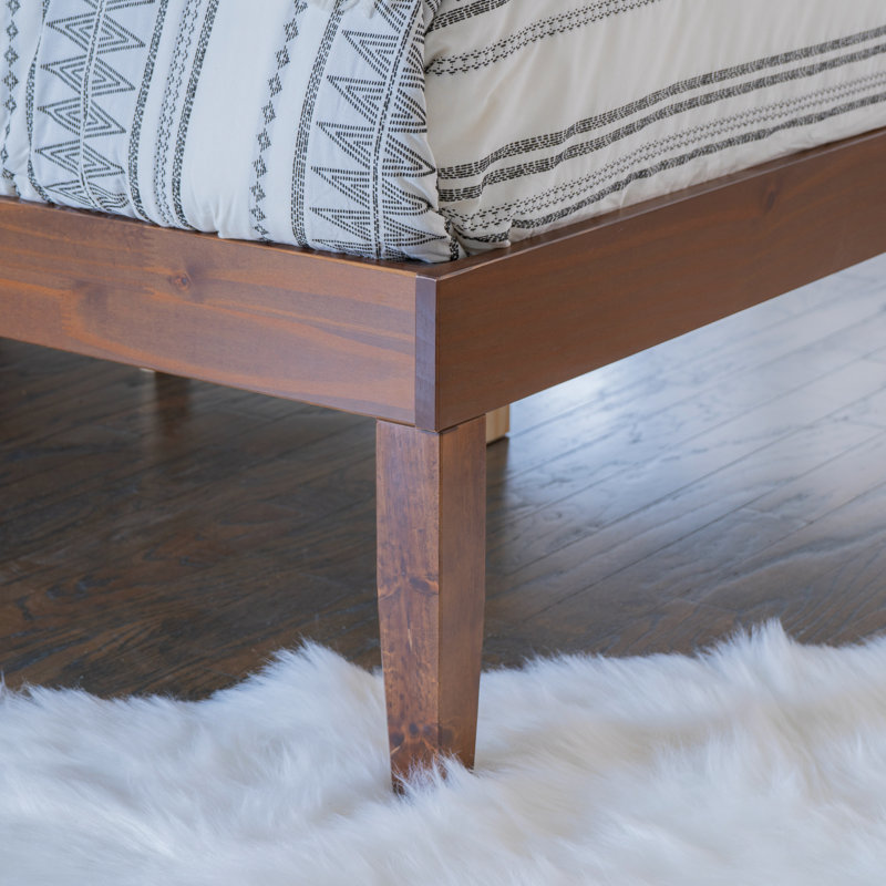 Marialana 4 Piece Bedroom Set, Walnut, Queen