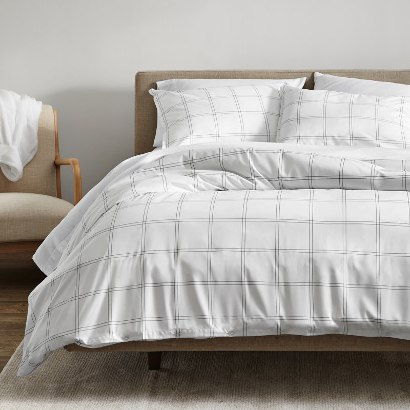 Twin/Twin XL Modern Plaid White/Grey Microfiber Duvet Set