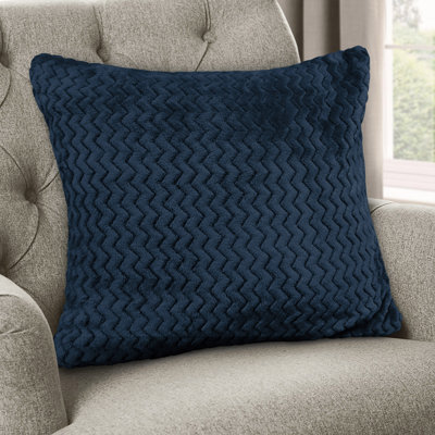 Moneeba Snug Soft Chevron Patterned Mink Moda Plush Cushion