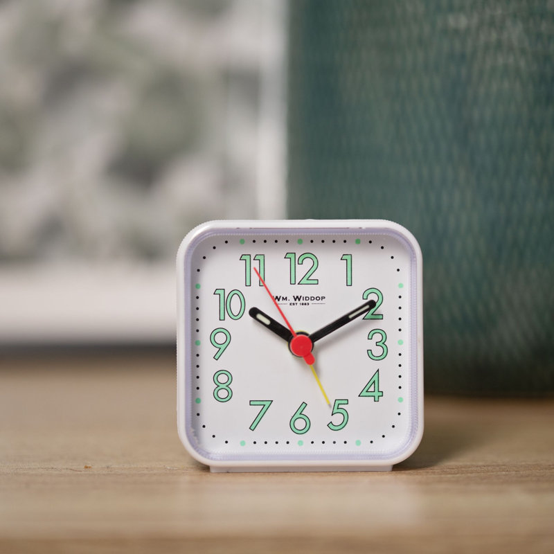 Analogue Quartz Movement / Crystal Alarm Tabletop Clock in White