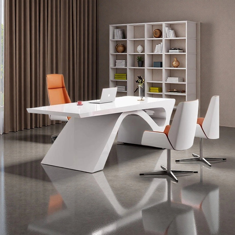 Bureau simple peint, H 29,53 po x l 62,99 po x P 31,5 po