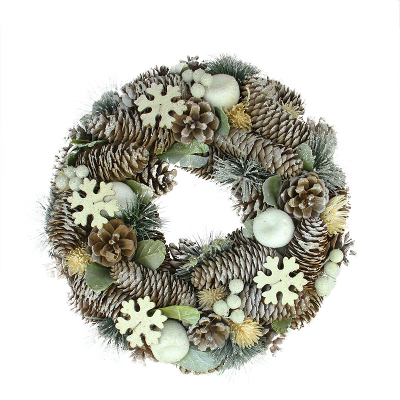 Couronne de Noël artificielle givrée en forme de pomme de pin et baies, H 12,5 po x l 12,5 po x P 4 po